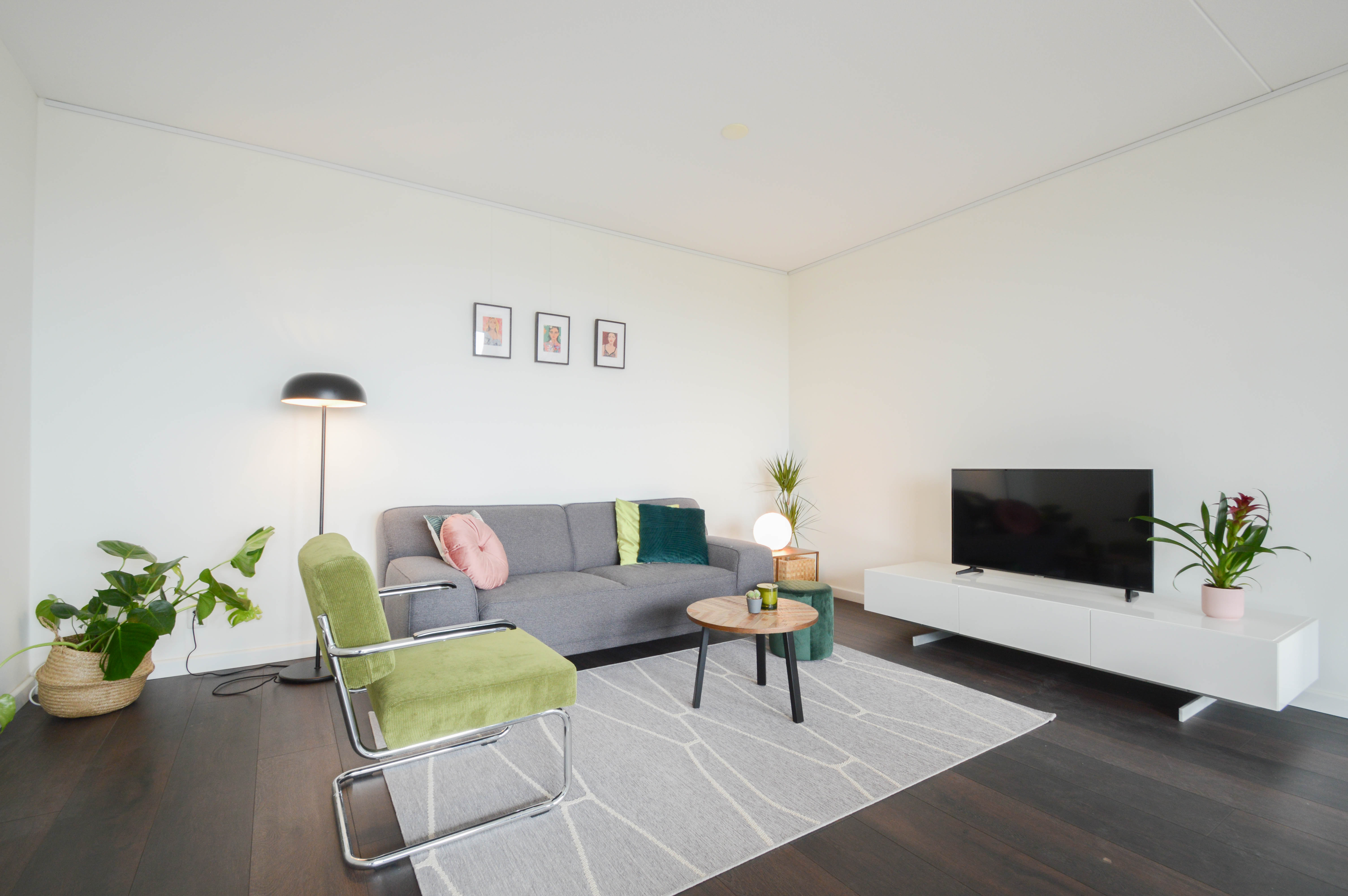 Property image 0 for 2