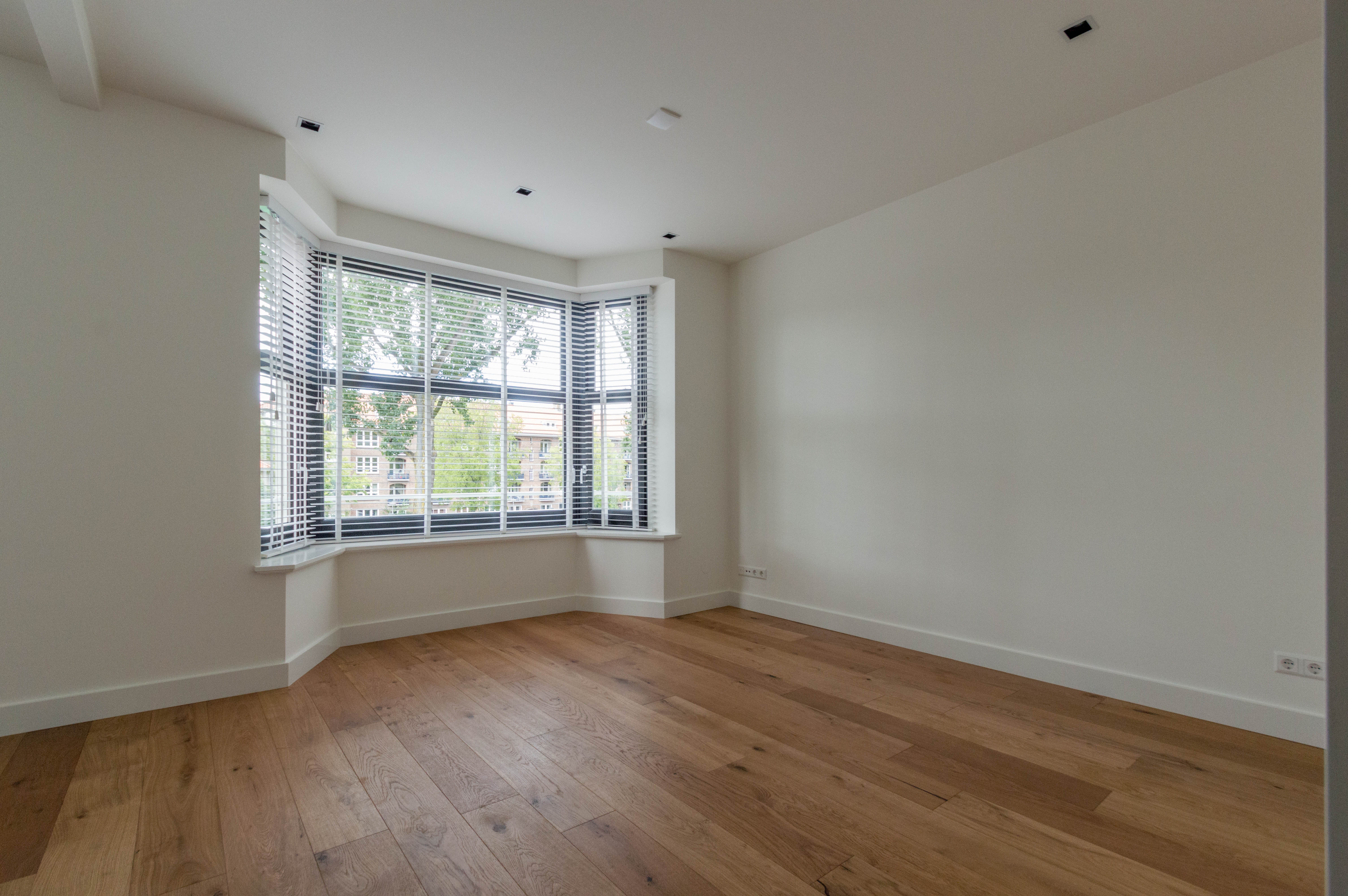 Eigenschapsafbeelding 0 voor 2