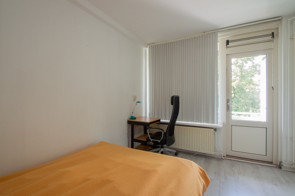 Property image 0 for 12