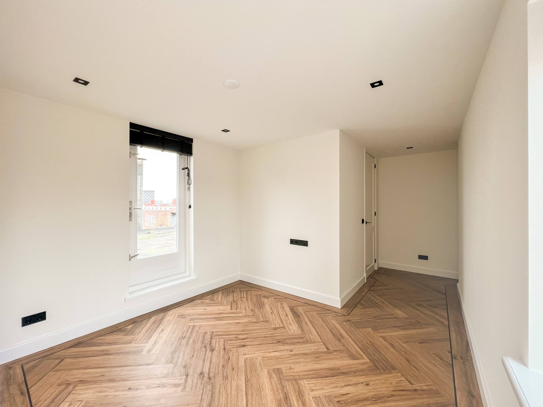 Property image 0 for 9