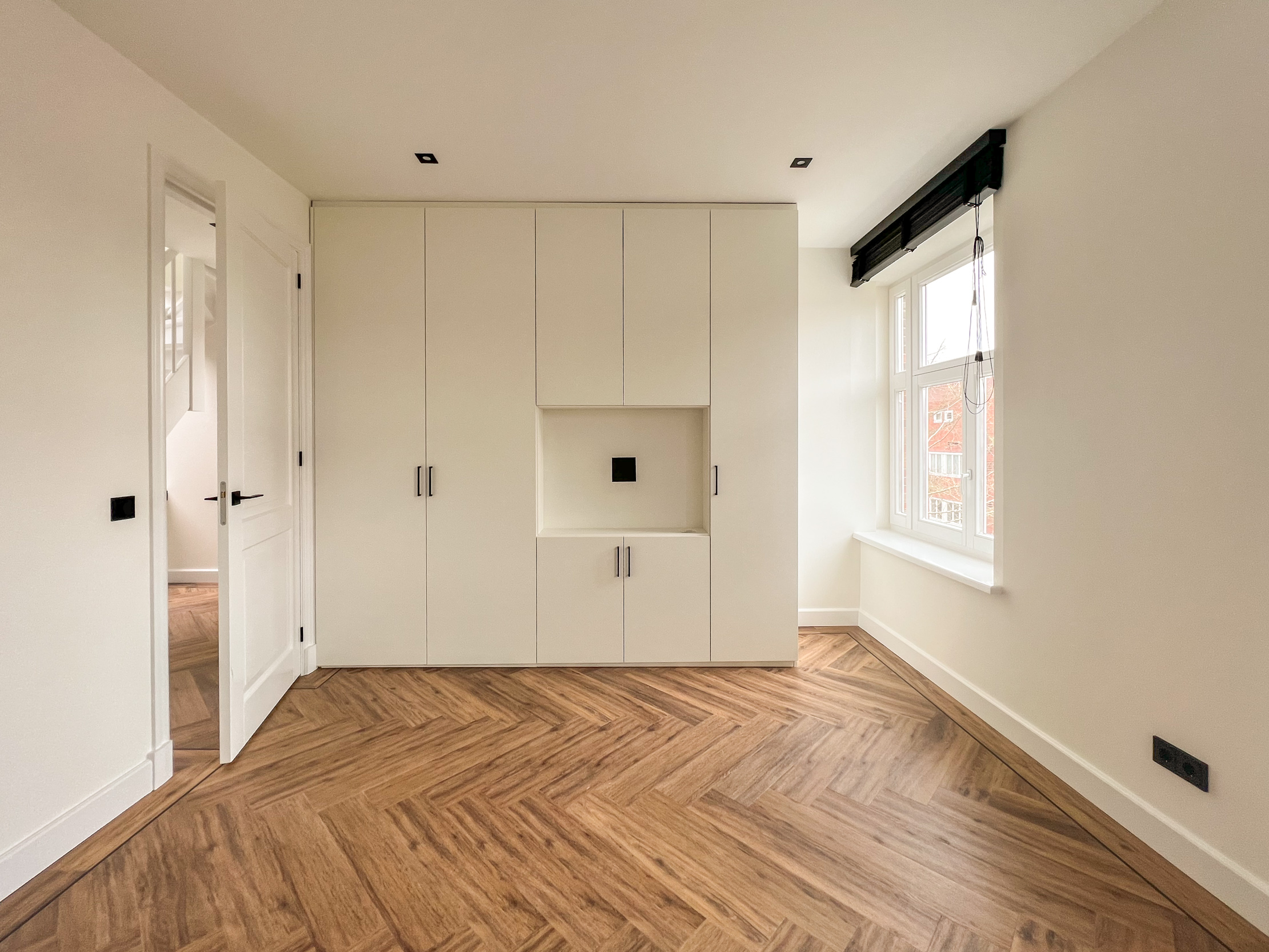 Property image 0 for 10