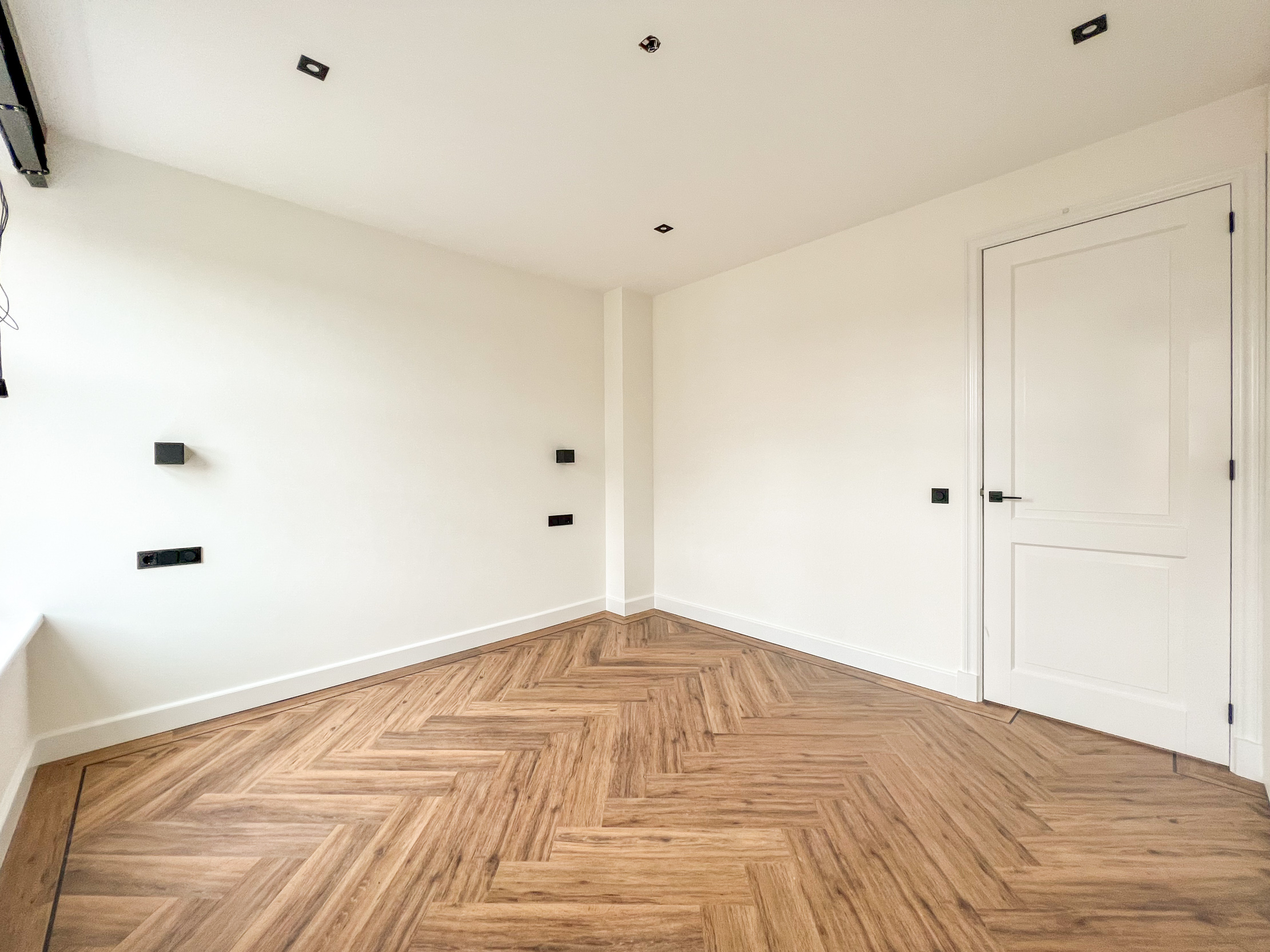 Property image 0 for 11