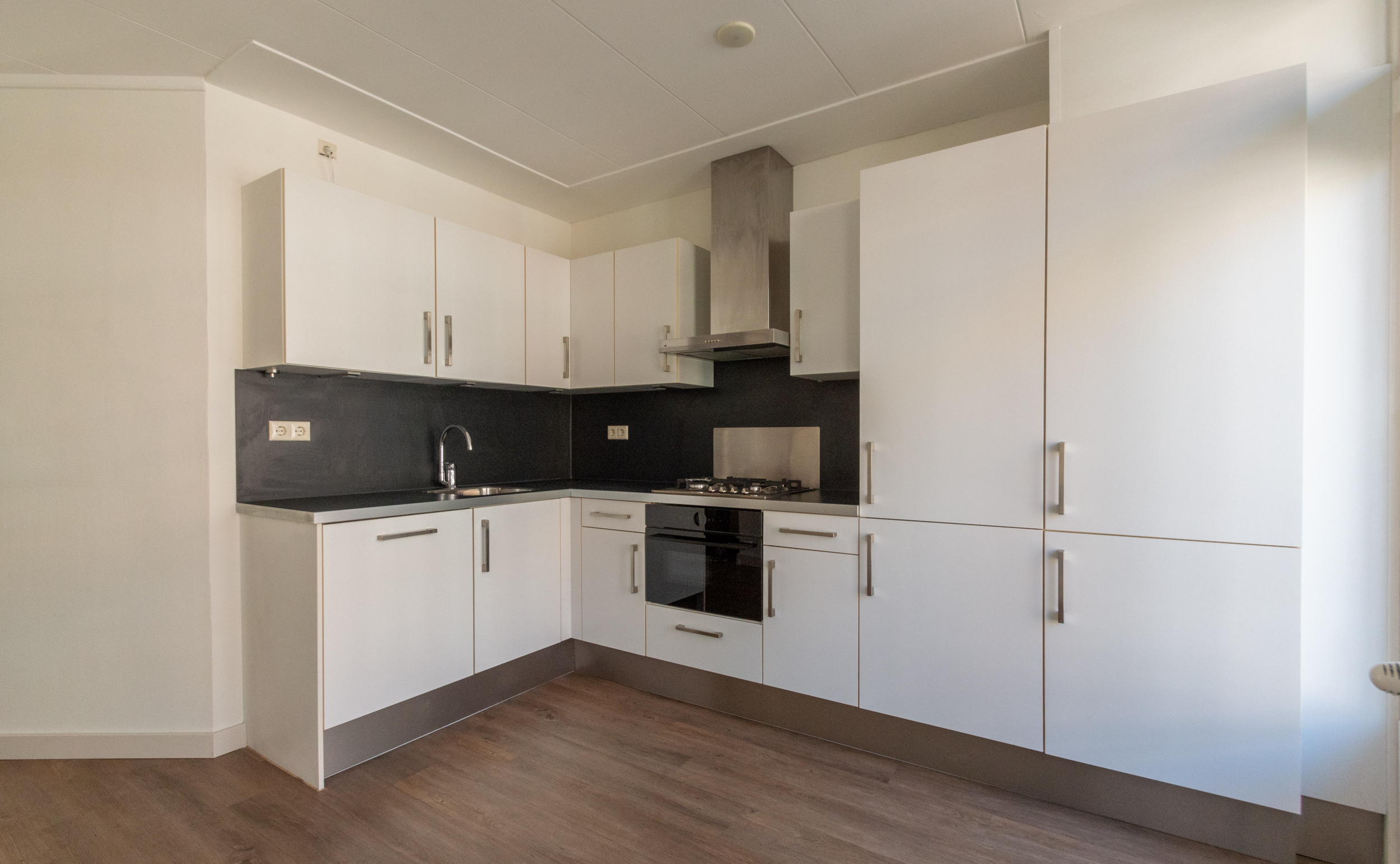 Property image 0 for 4