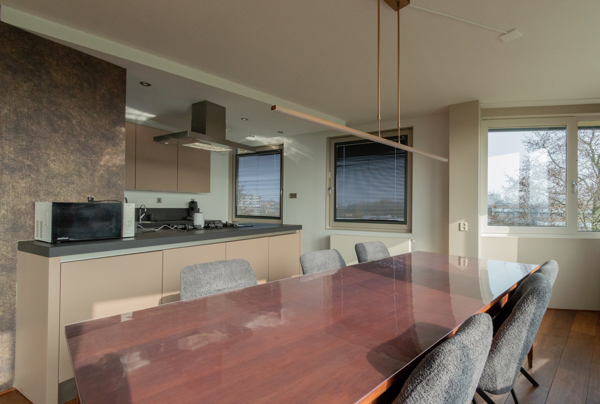 Property image 0 for 6