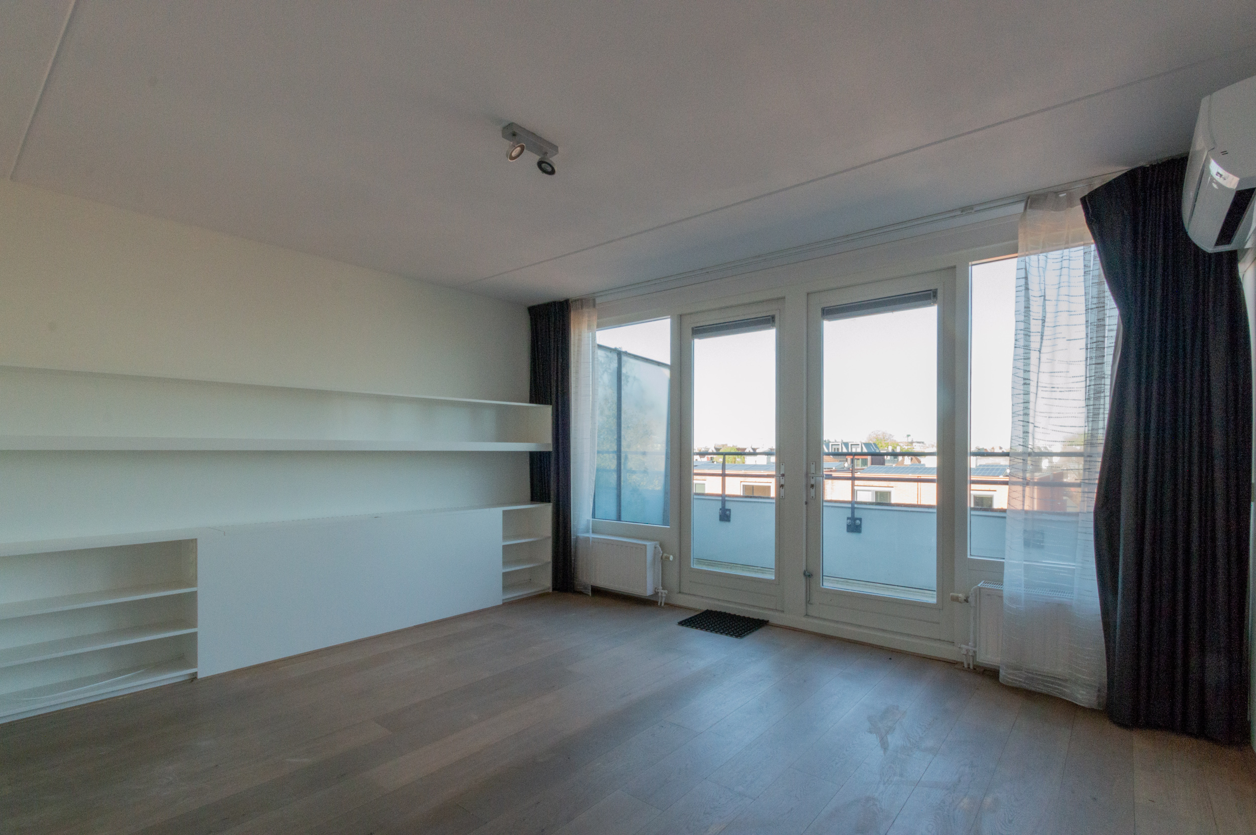 Eigenschapsafbeelding 0 voor 13